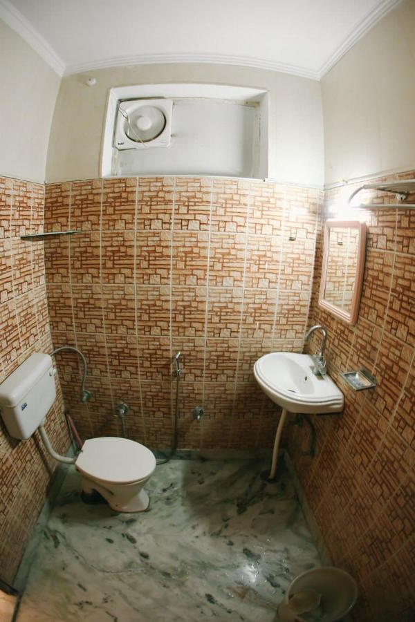 Maa Vaibhav Laxmi Guest House Rishīkesh Buitenkant foto
